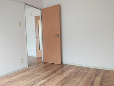 【居間・リビング】 | フレグランス上ノ山 A棟