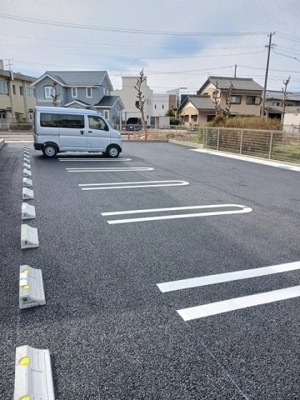 【駐車場】 | ラ・ブリエ布袋