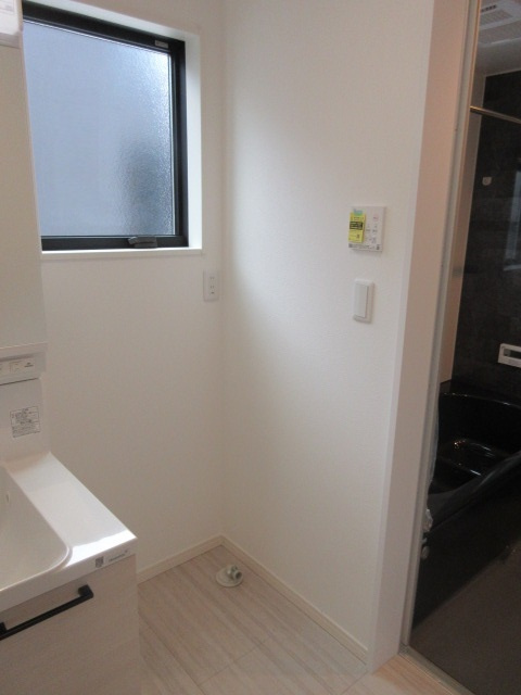 【仲介手数料無料】新築後未入居戸建　熊谷市末広4-14（全11棟）のランドリースペース