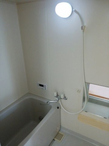 ジョワエスポワールの浴室|お風呂です