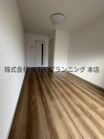 仲介手数料０円！リシャール・瑞の居間・リビング