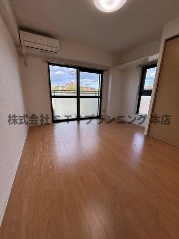 仲介手数料０円！メゾン・ド・ヴェールの洋室