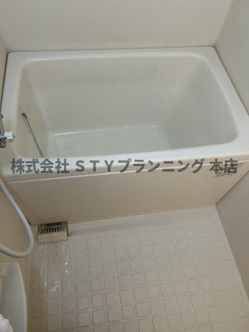 仲介手数料０円！メゾン・ド・ヴェールの浴室