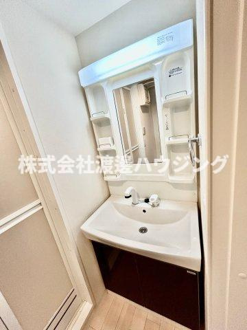 クリスタルマンションの洗面所