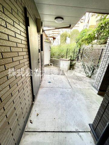 アンプルールフェールカメリアのエントランス