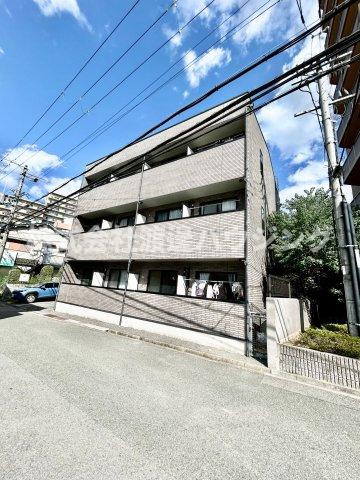 アンプルールフェールカメリアの外観