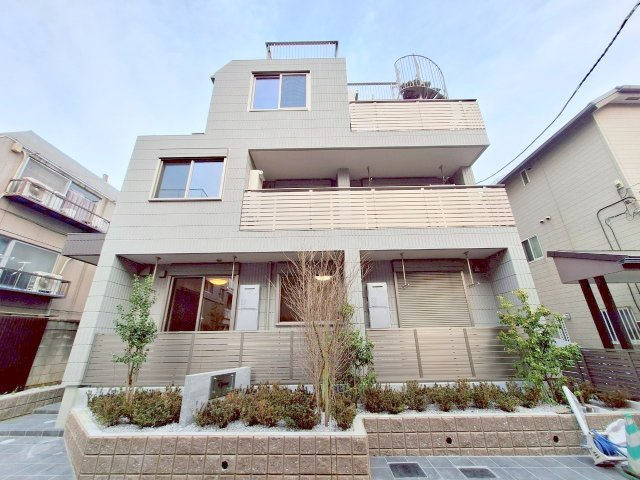 Ｍａｉｓｏｎ　Ｕｐｉｎｅの外観