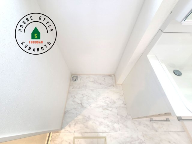 熊本市中央区出水8丁目第1-2棟（2号棟）のランドリースペース|ランドリースペースとなります。広々して有効的にご使用できます。 