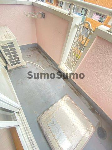 ボンジュールのバルコニー|バルコニー付きです