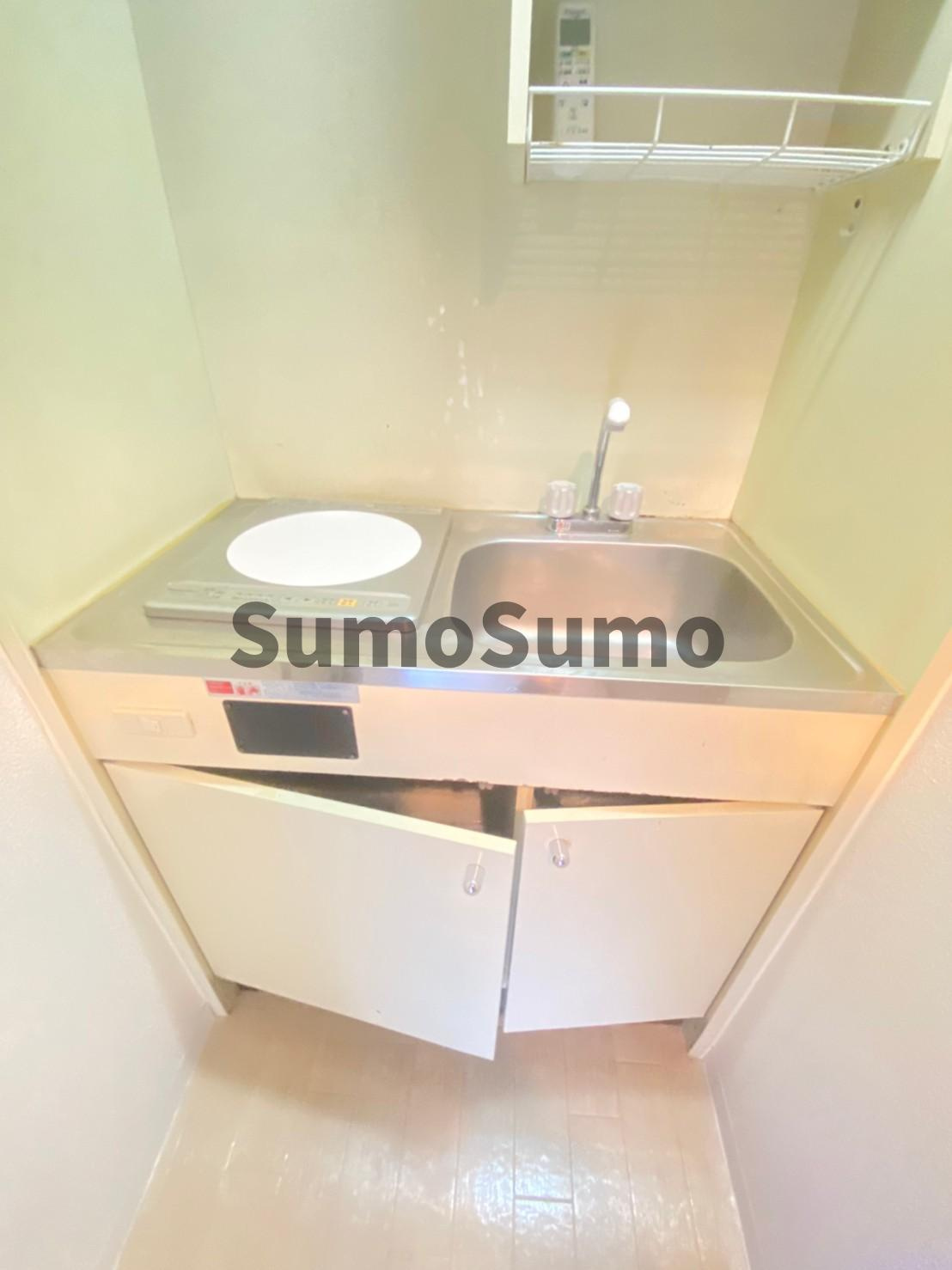 ボンジュールのキッチン|コンパクトなキッチンで掃除もラクラク