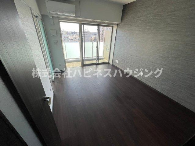 柏市旭町１丁目の賃貸マンションの居間・リビング