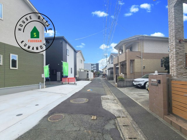 熊本市中央区渡鹿6丁目第3-2棟（2号棟）の前面道路含む現地写真|前面道路です。