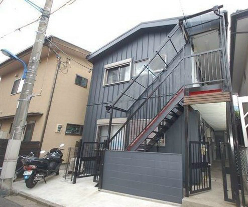 中野区大和町４丁目のアパートの外観