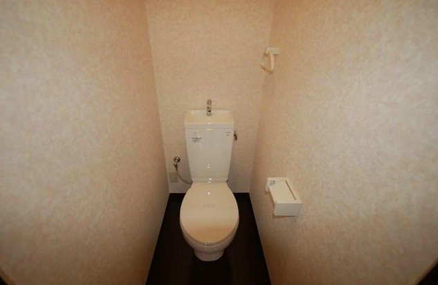 中野区大和町４丁目のアパートのトイレ