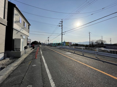 【前面道路含む現地写真】 | 草津市新浜町A号棟