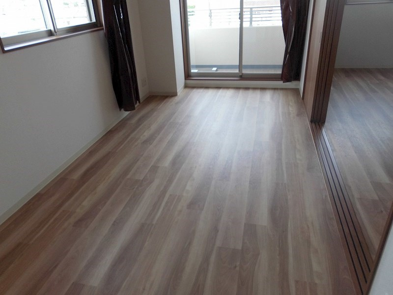 メゾンアカシの洋室