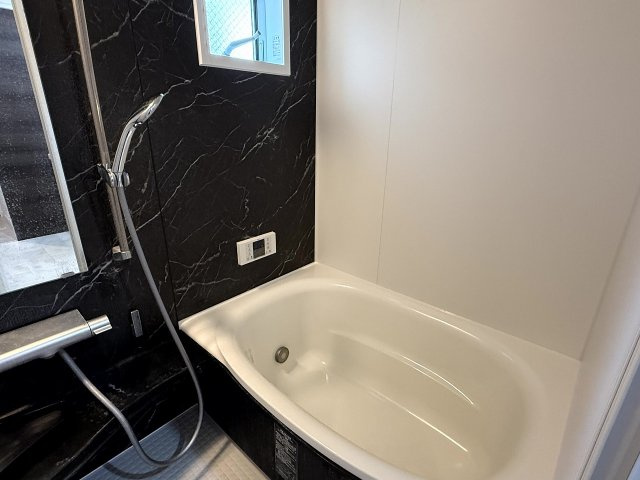 ブルージュ明石の浴室