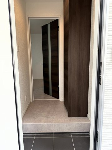 ブルージュ明石の玄関