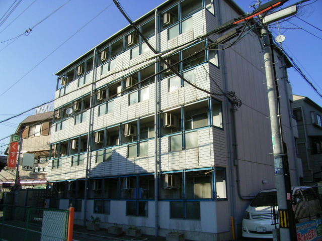 東大阪市稲田上町１丁目の賃貸マンションの外観