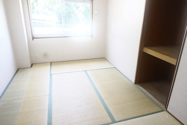 グリーンヒルズ丹那の和室|日本らしい落ち着いた雰囲気の和室です