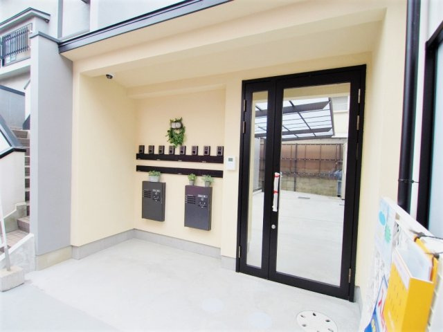 リバティハウスのエントランス