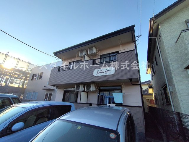 グリシーヌの外観