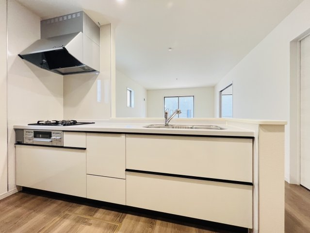 高浜市青木町９丁目5-15『仲介手数料無料』新築戸建てのキッチン