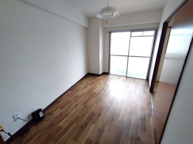 でしおドルフの居間・リビング|ゆったりとした居間です