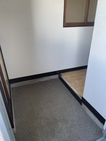 江南荘の玄関