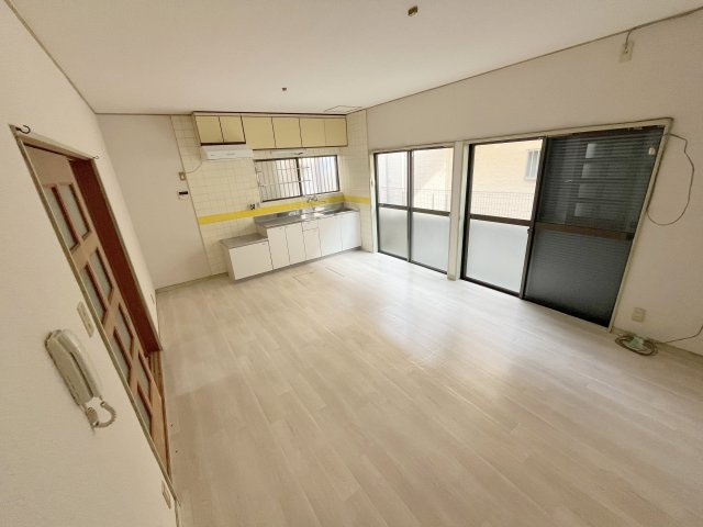 平松５丁目戸建の居間・リビング