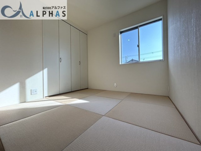 【和室】 | 姫路市飾磨区細江　築浅一戸建て | 客間やお子様との遊び場としても使える和室スペースあり♪