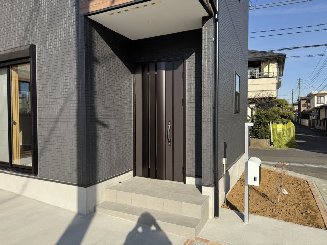 松戸市松飛台新築戸建（第３松飛台）のエントランス|エントランス・玄関ポーチ
