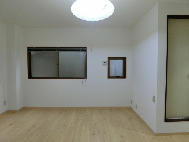 【居間・リビング】 | アミューズマンションむさし1