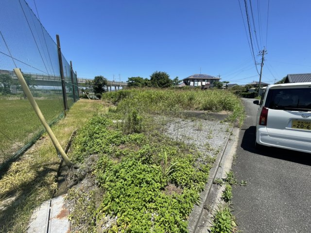 鏡町両出土地の外観