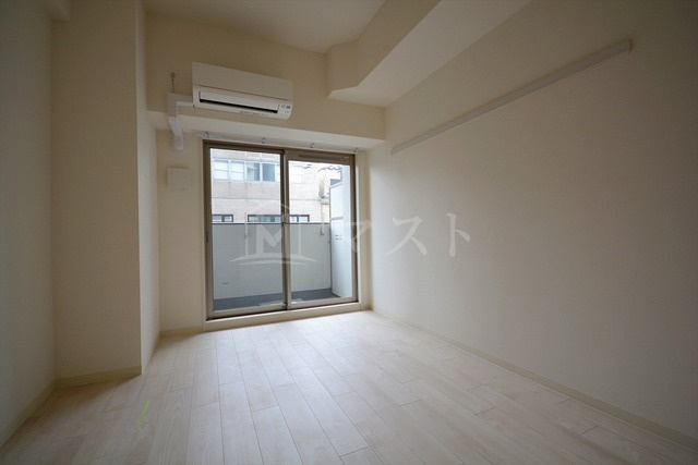 プレサンス北浜ラ・フェスタの居間・リビング