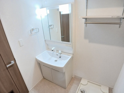 【独立洗面台】 | ラ・メゾン土浦Ⅰ | 洗面所