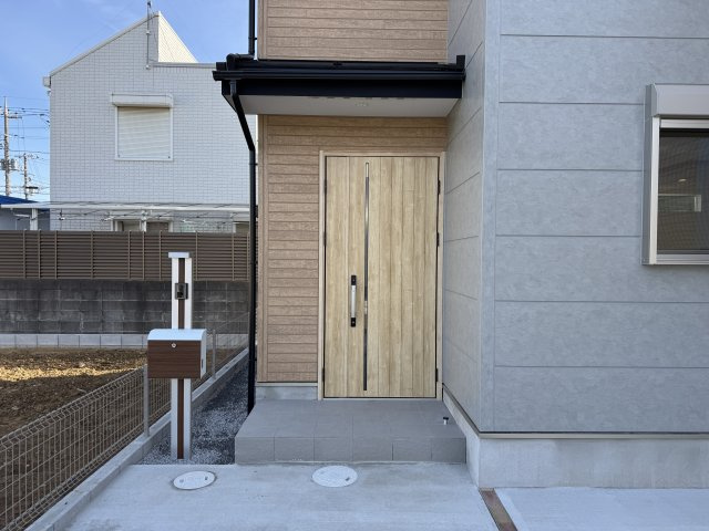 松戸市松飛台新築戸建（第３松飛台）のエントランス|エントランス・玄関ポーチ