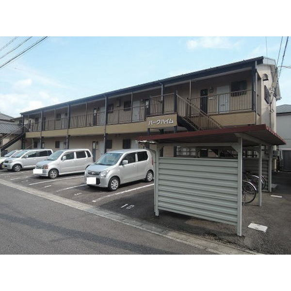 パークハイムIの駐車場