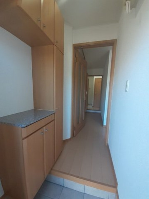 【玄関】 | ブリーゼＳＫ・Ⅱ | 落ち着いた玄関です