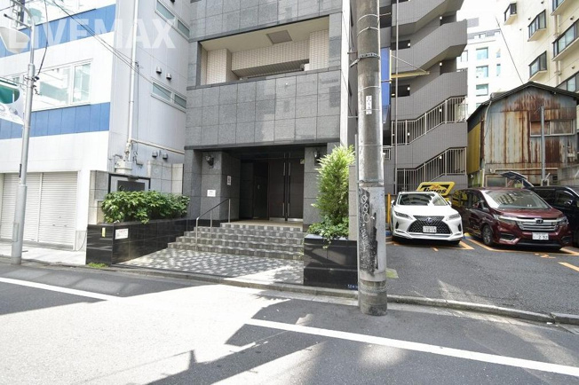 【エントランス】カスタリア新宿