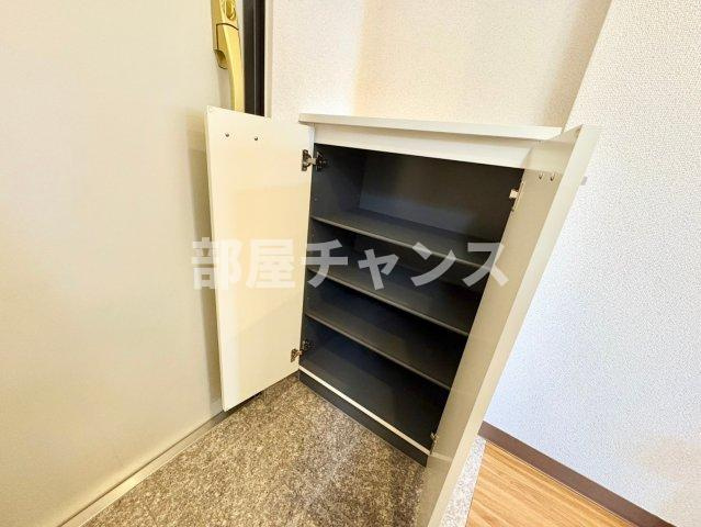 サン・名駅南ビルの収納