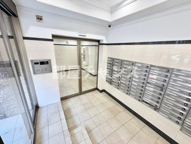 サン・名駅南ビルのエントランス