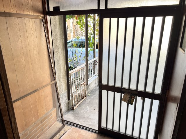【玄関】 | 綾園６丁目　中古テラスハウス