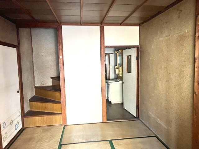 【居間・リビング】 | 綾園６丁目　中古テラスハウス