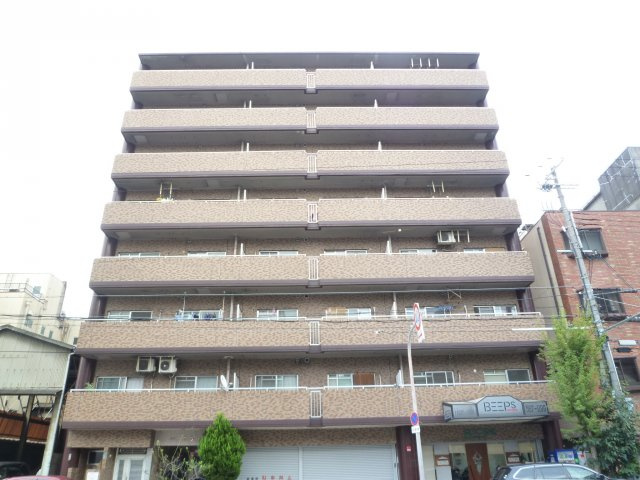 メゾンマヴィーの外観