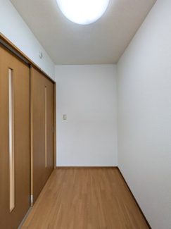 【洋室】 | キャッスルハイツC棟