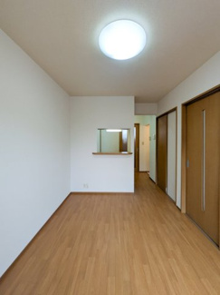 【居間・リビング】 | キャッスルハイツC棟