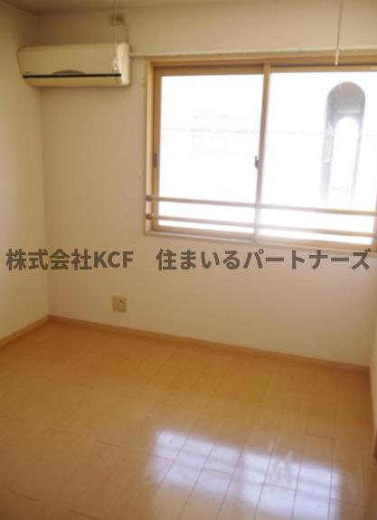 メゾン・ド・ユニオンの内装|使い勝手のいい寝室です