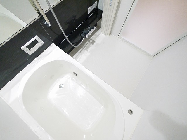 ル　コトー学園前の浴室