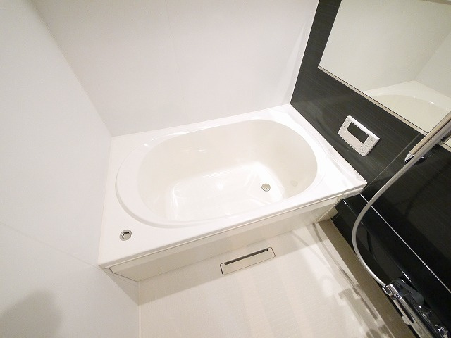 ル　コトー学園前の浴室